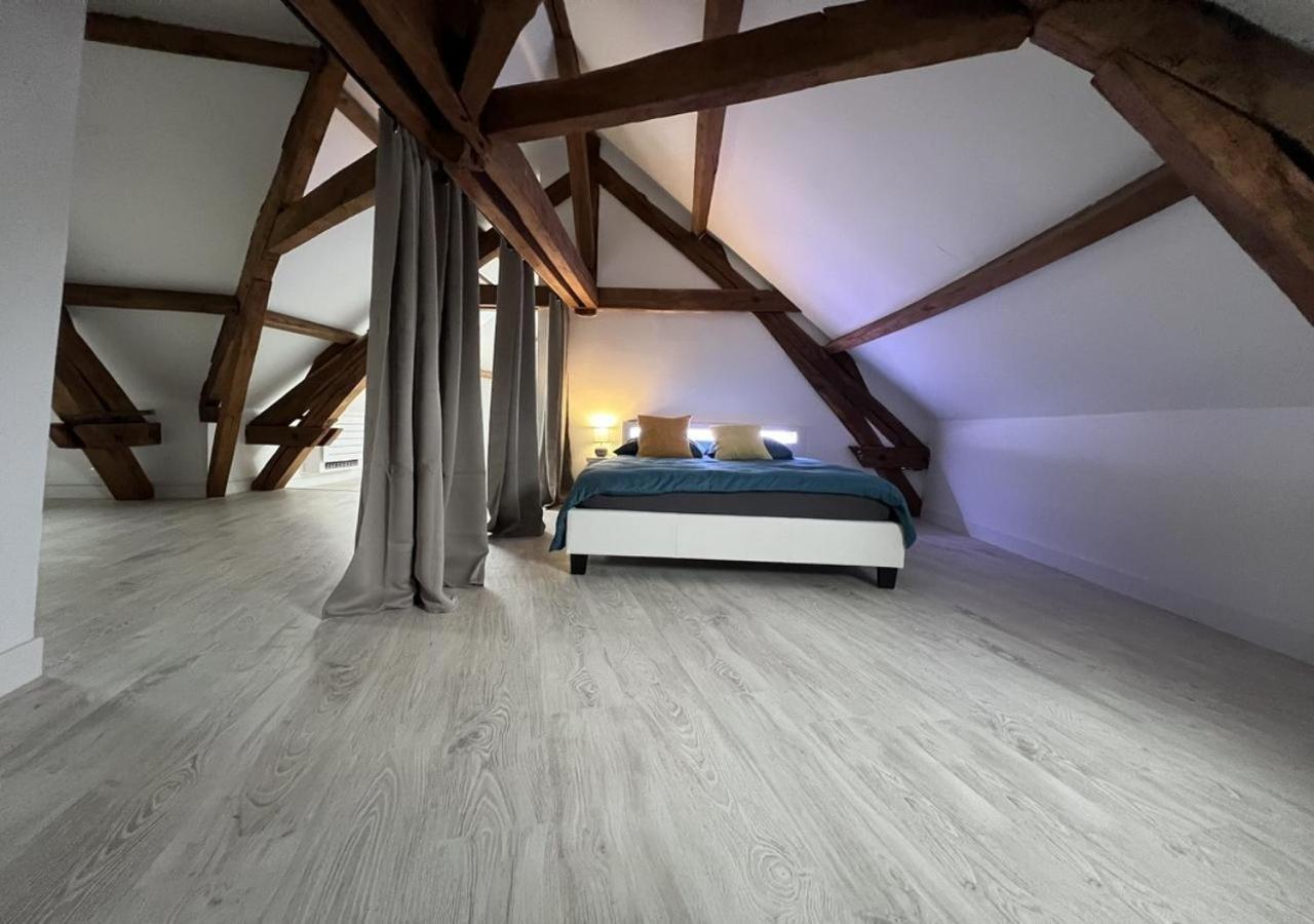 L Armurerie - Appartement Centre Ville De Sens Eksteriør bilde